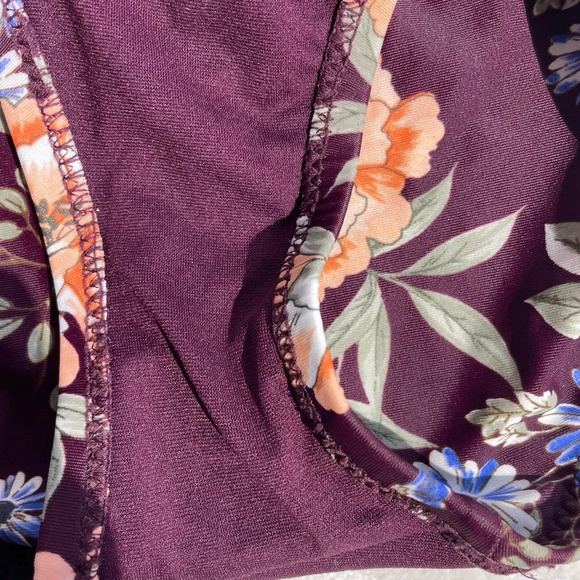 Kona Sol Sexy one Piece swimsuit - Picture 5 of 7